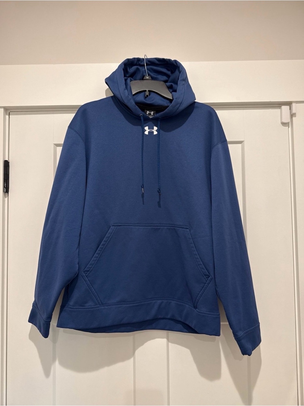Under Armour Men's Hooded Pullover Sweatshirt - Size M Blue